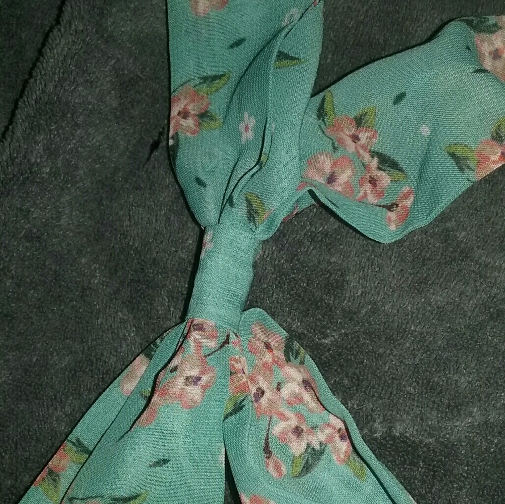 Headband - Picture 2 of 2